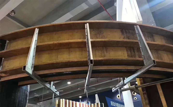 梁夾具